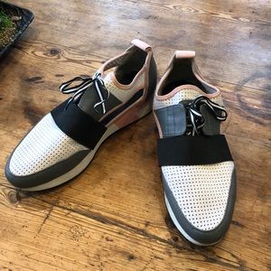 Steve Madden sneakers
